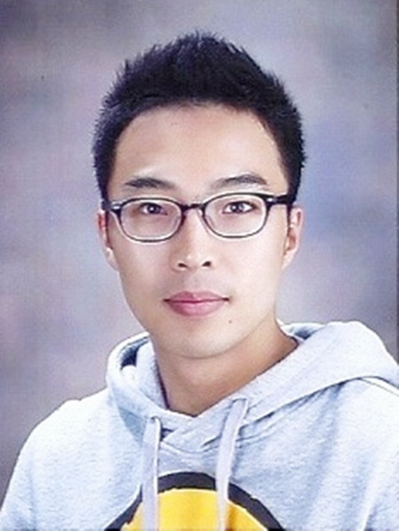 윤명한.jpg